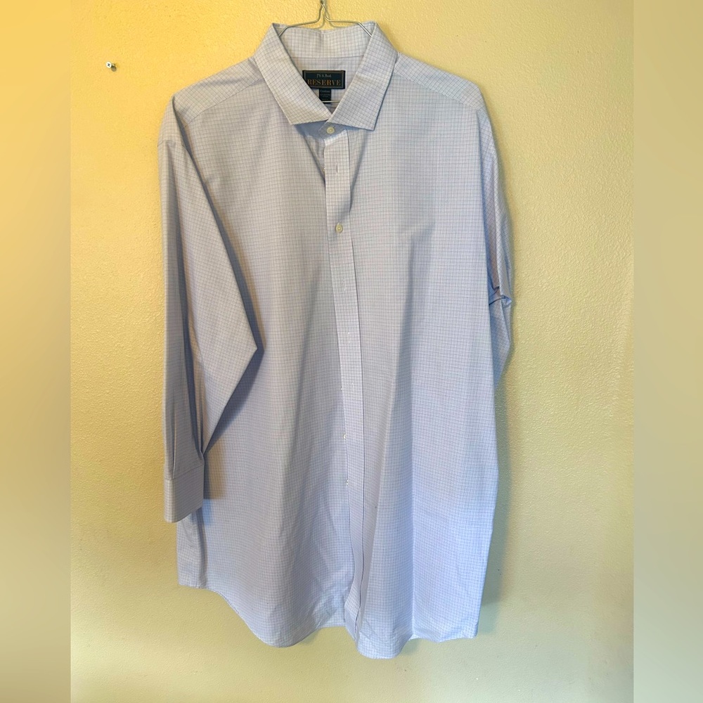 Jos A Bank RESERVE button down dress shirt